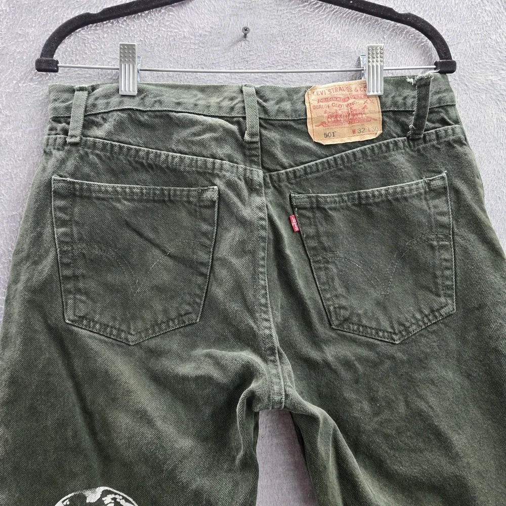 VINTAGE Levi's 501 x Earthling VIP Student Men Jeans 32X30 Green 90s USA READ